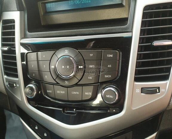 Chevrolet Cruze ’11 full